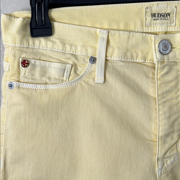 Like New! Hudson Jeans Nico Mid Rise Super Skinny Mellow Yellow Jeans in Size 30 - Picture 6 of 16